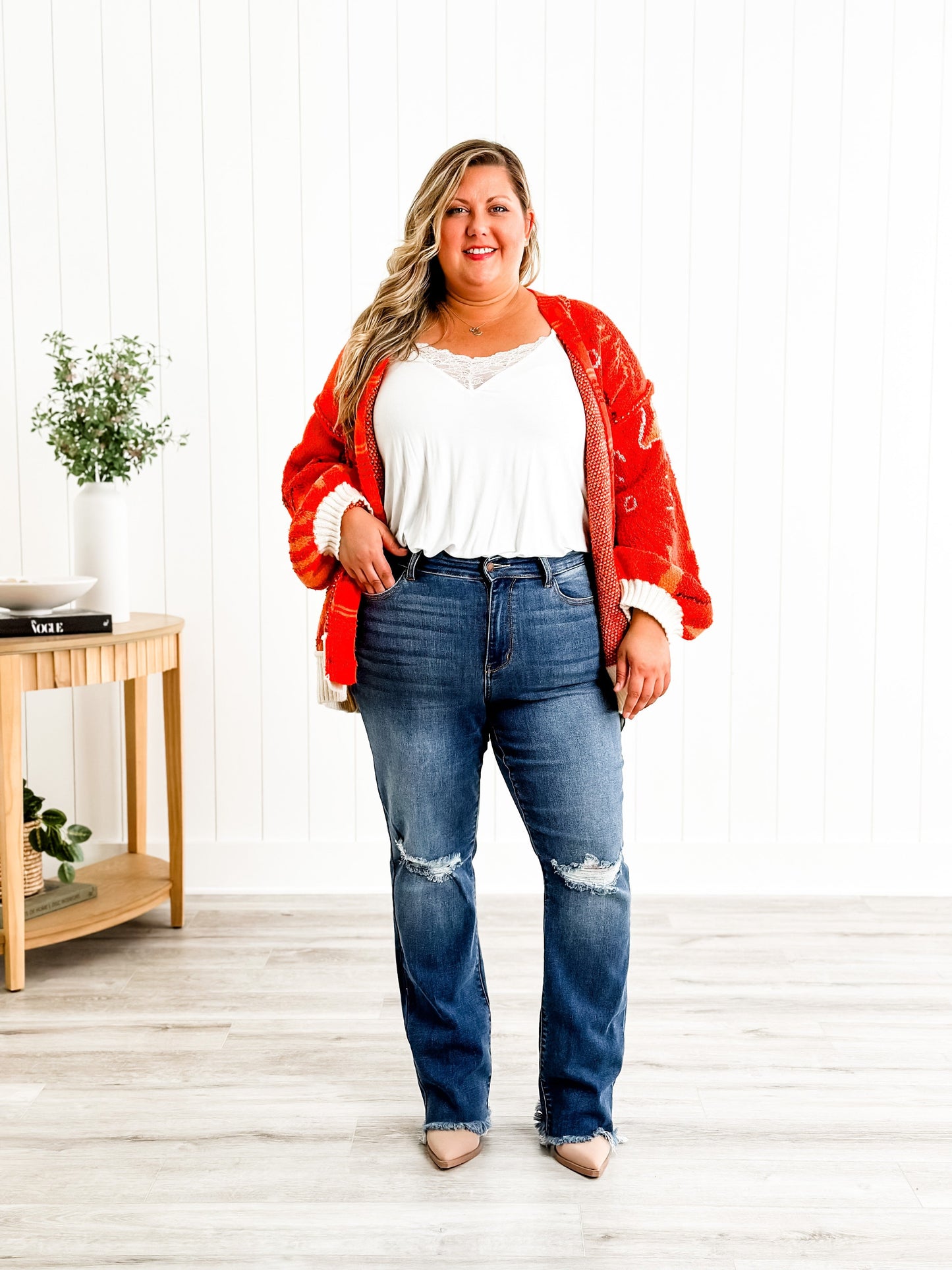 Judy Blue High Rise Medium Wash Destroyed Knee & Frayed Hem Straight Leg Jeans