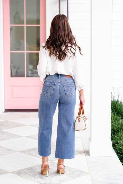 Judy Blue High Rise Medium Wash Classic Wide Leg Cropped Raw Hem Jeans