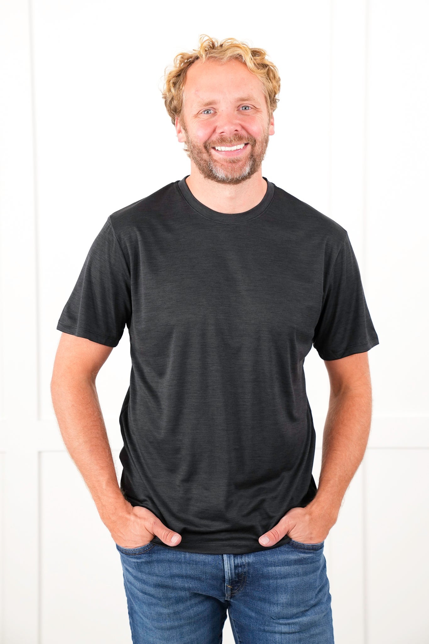 Poppy Day! Men's Moisture Wicking Short Sleeve  Round Neck Shirt