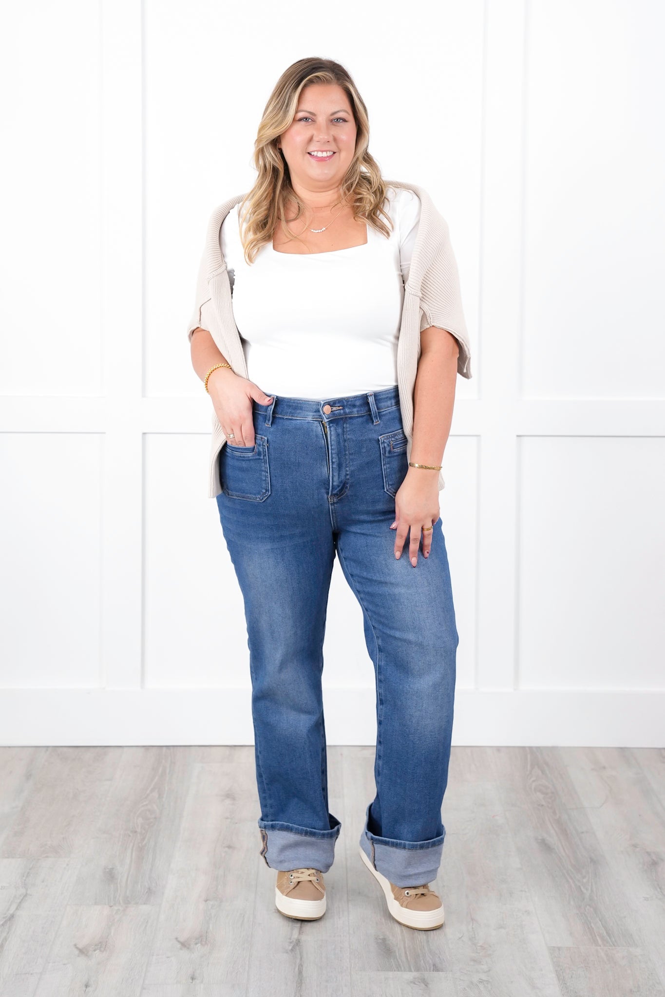 Risen High Rise Medium Wash Elastic Waistband Slim Straight Leg Jeans with Front Patch Pockets
