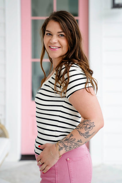 Plus/Reg Stripe Short Sleeve Scoop Neck Knit Top