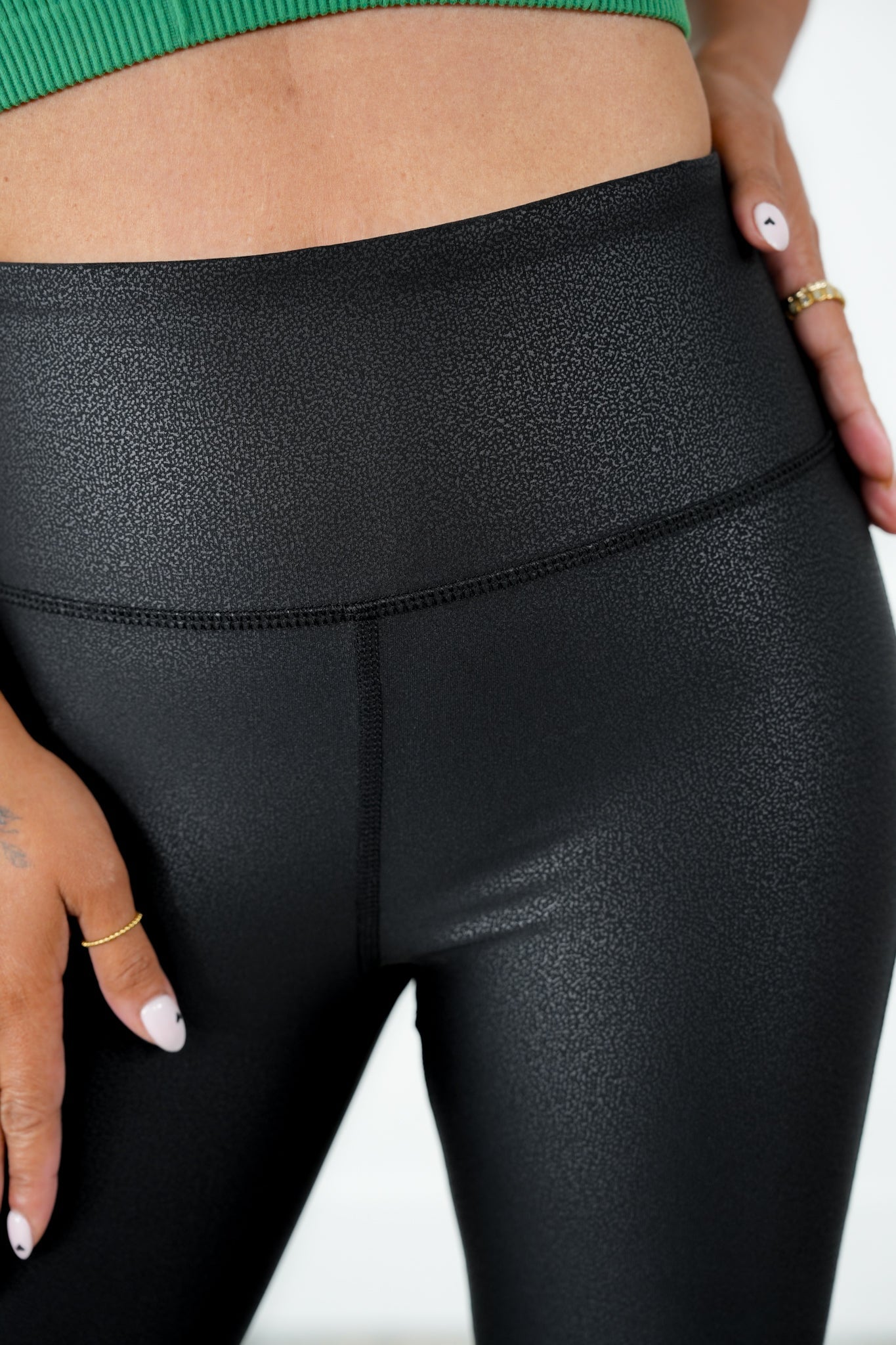 RESTOCK! PLUS/REG PEBBLE LEGGINGS THE BEST!!!!!!! Black Foil Scale Leggings