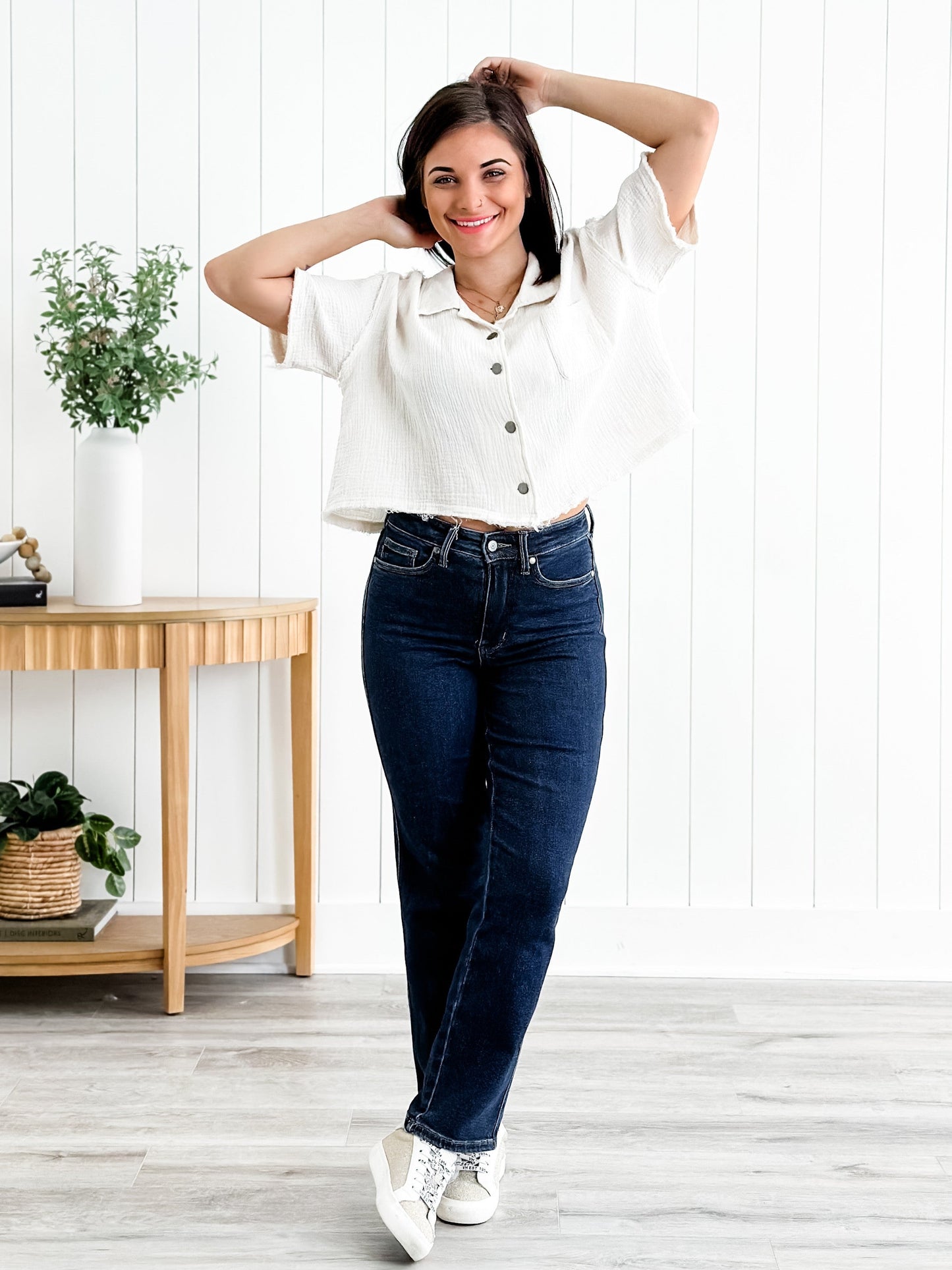 Judy Blue Straight Snatched High Rise Dark Wash Tummy Control Non Distressed Straight Leg Jeans