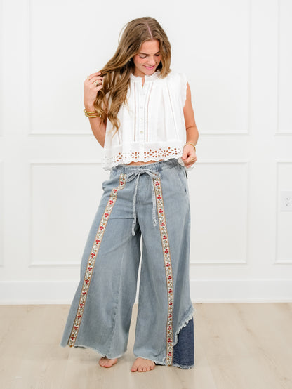 Floral Eyelet Sleeveless Button Up Blouse