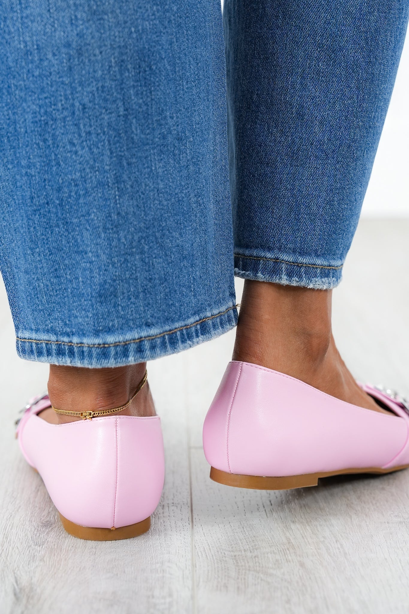 New Color!! Pointed Toe Flats with Zipper and Stud Detail