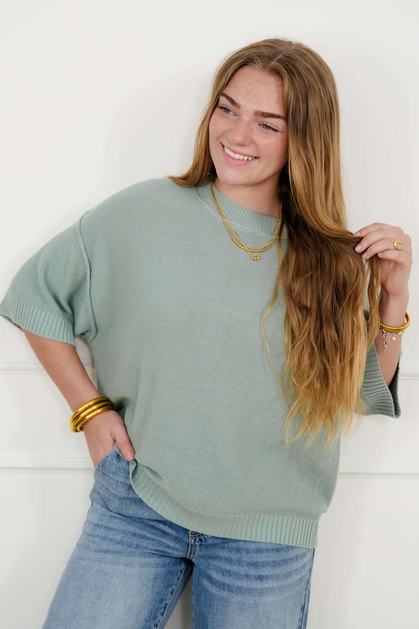 Textured Short Sleeve Round Neck Sweater Top