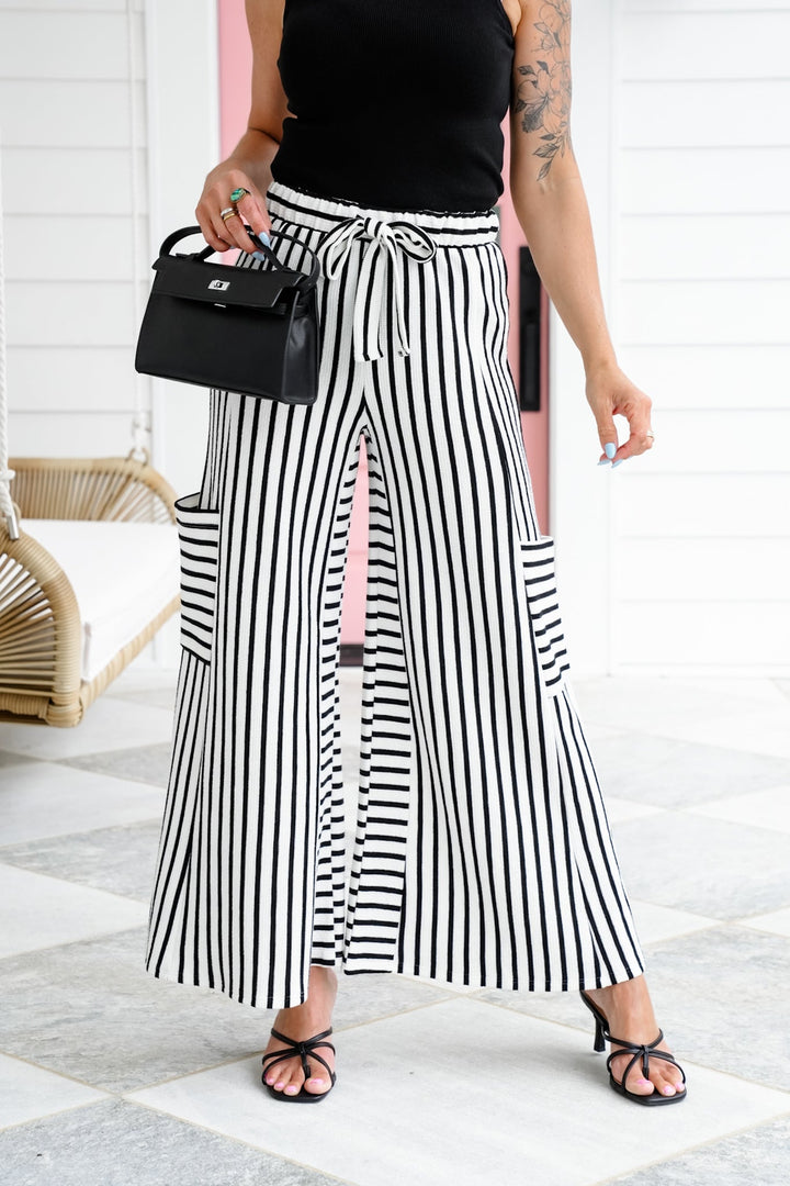 Plus/Reg Stripe Elastic Waist Wide Leg Knit Pants