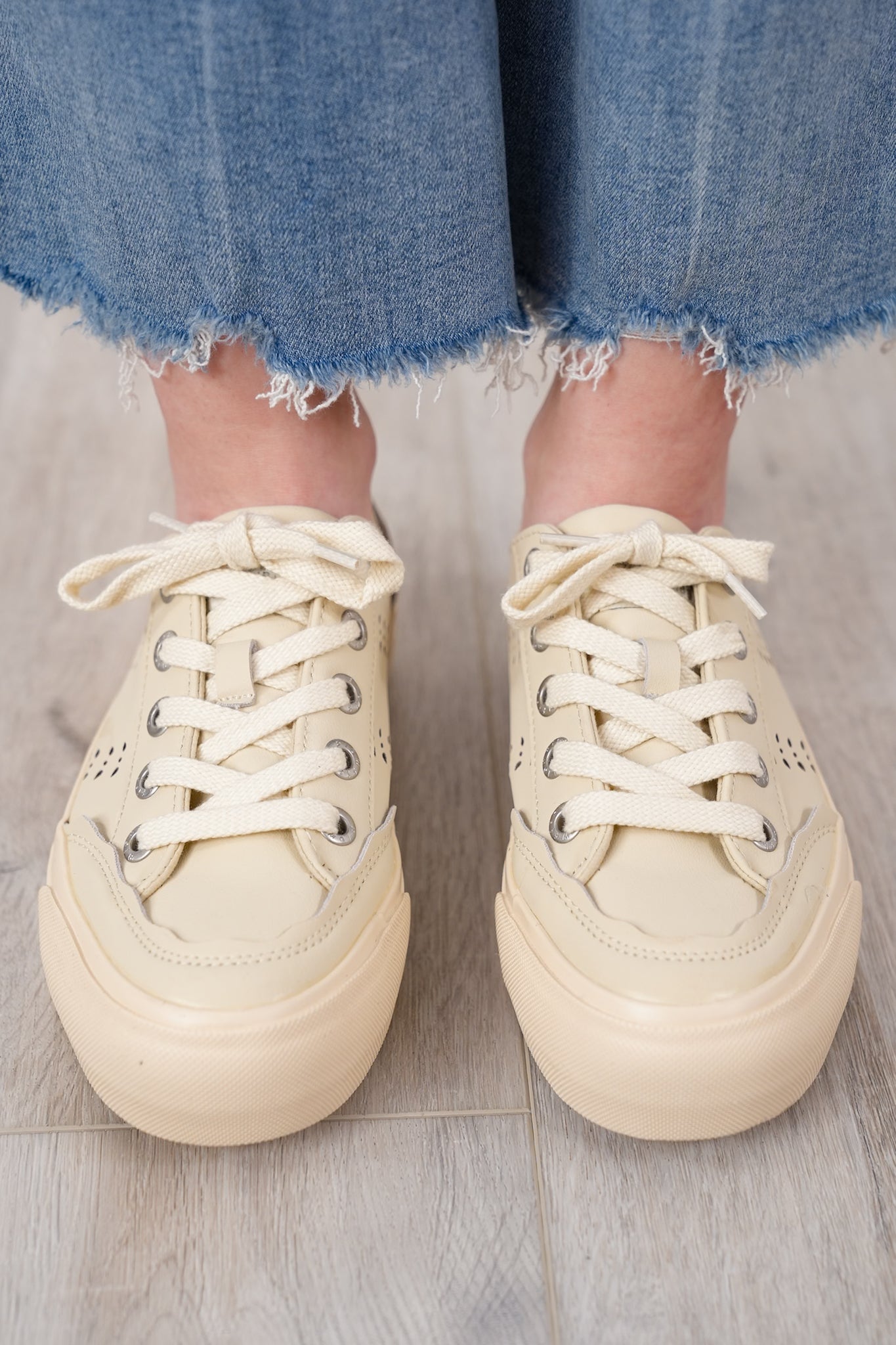 Blowfish Casual Perforated  Low Top Sneakers