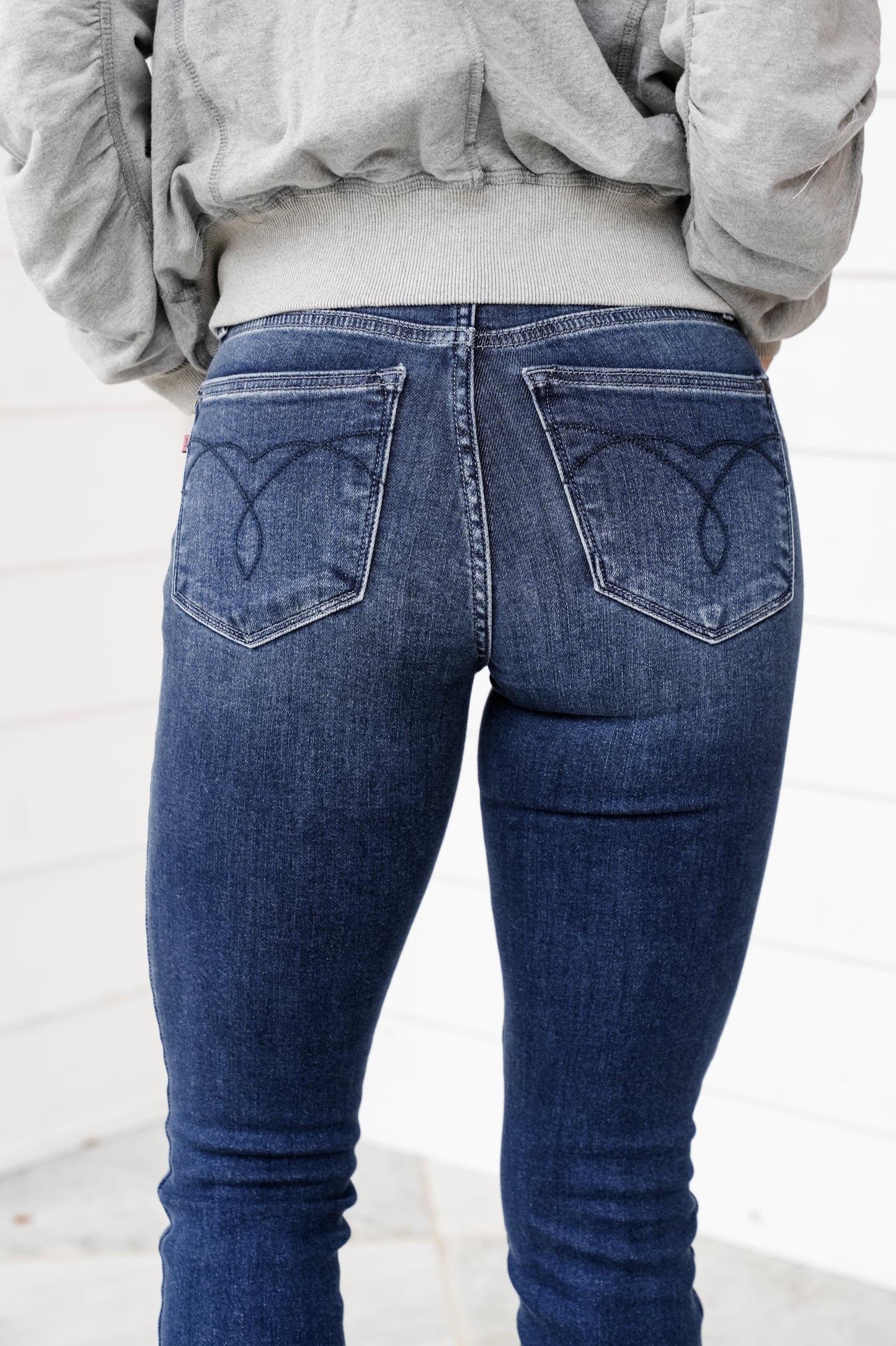 Judy Blue Mid Rise Dark Wash Thermal Skinny Jeans