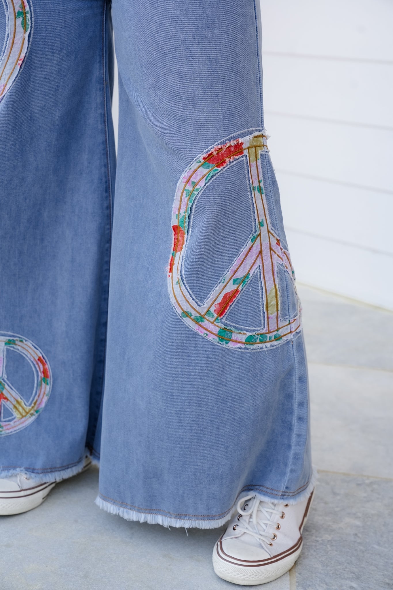 POL Vintage Wash Denim Wide Leg Pants with Peace Sign Patch Detail