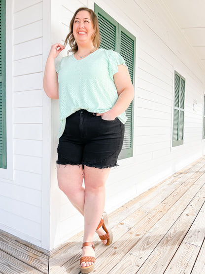 Judy Blue Field of Tulips black frayed Tulip Hem Shorts