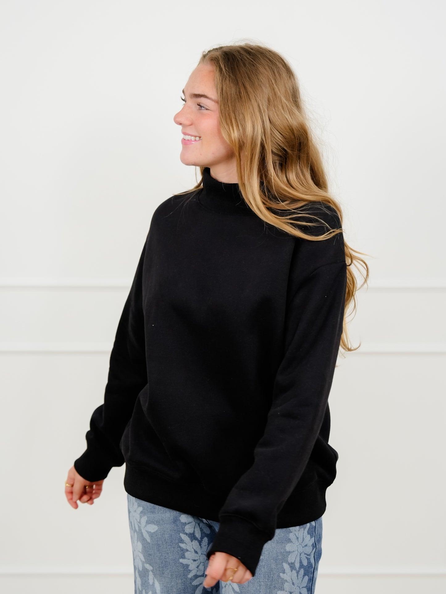 Plus/Reg Solid Long Sleeve Mock Neck Pullover Sweatshirt