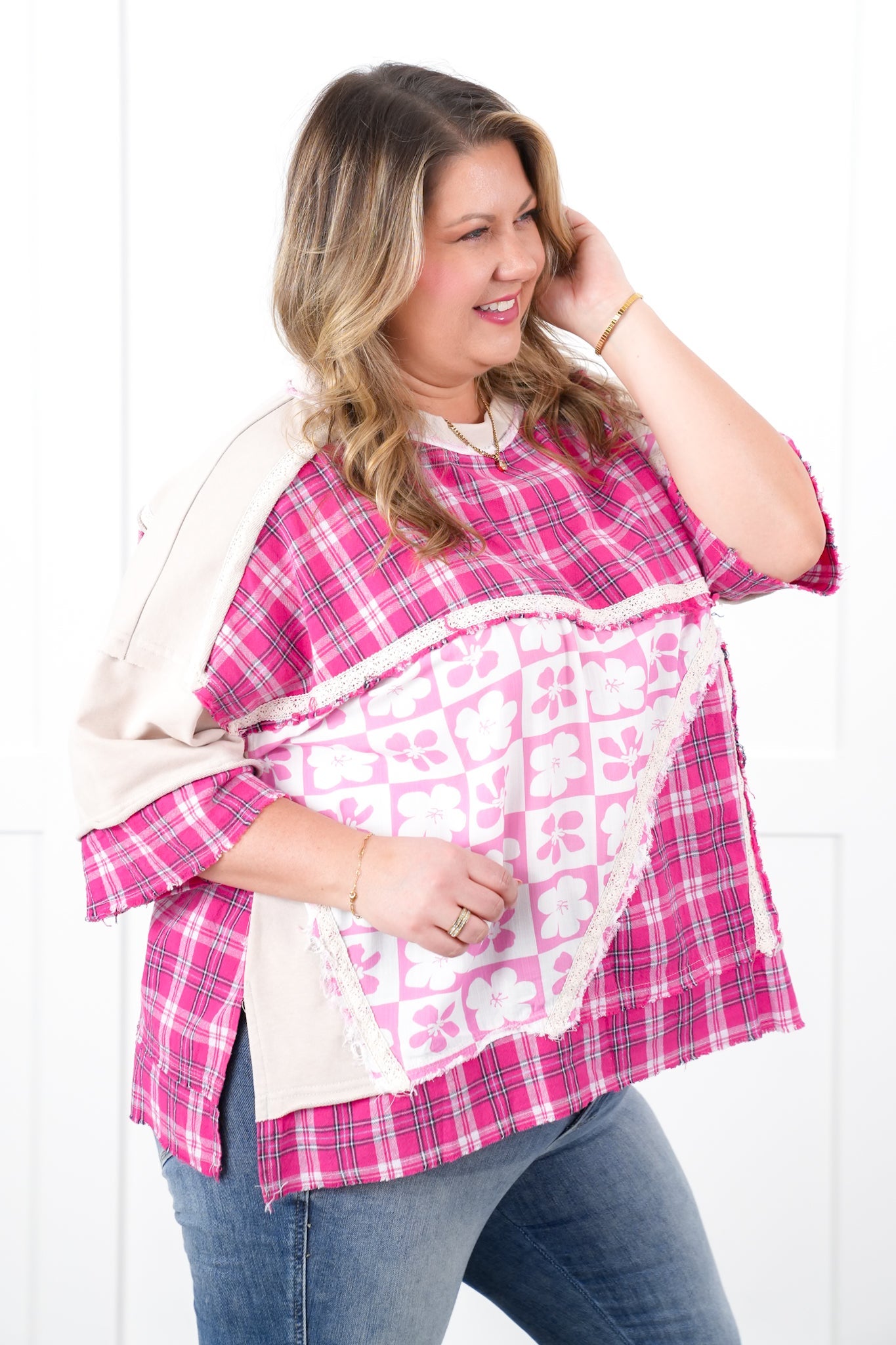 Mixed Print Short Sleeve Top with Lace Trim Detail