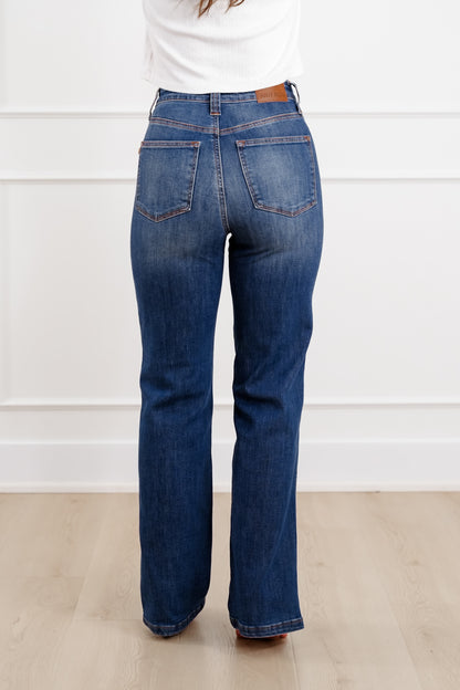 Judy Blue High Rise Medium Wash Tummy Control Straight Leg Jeans