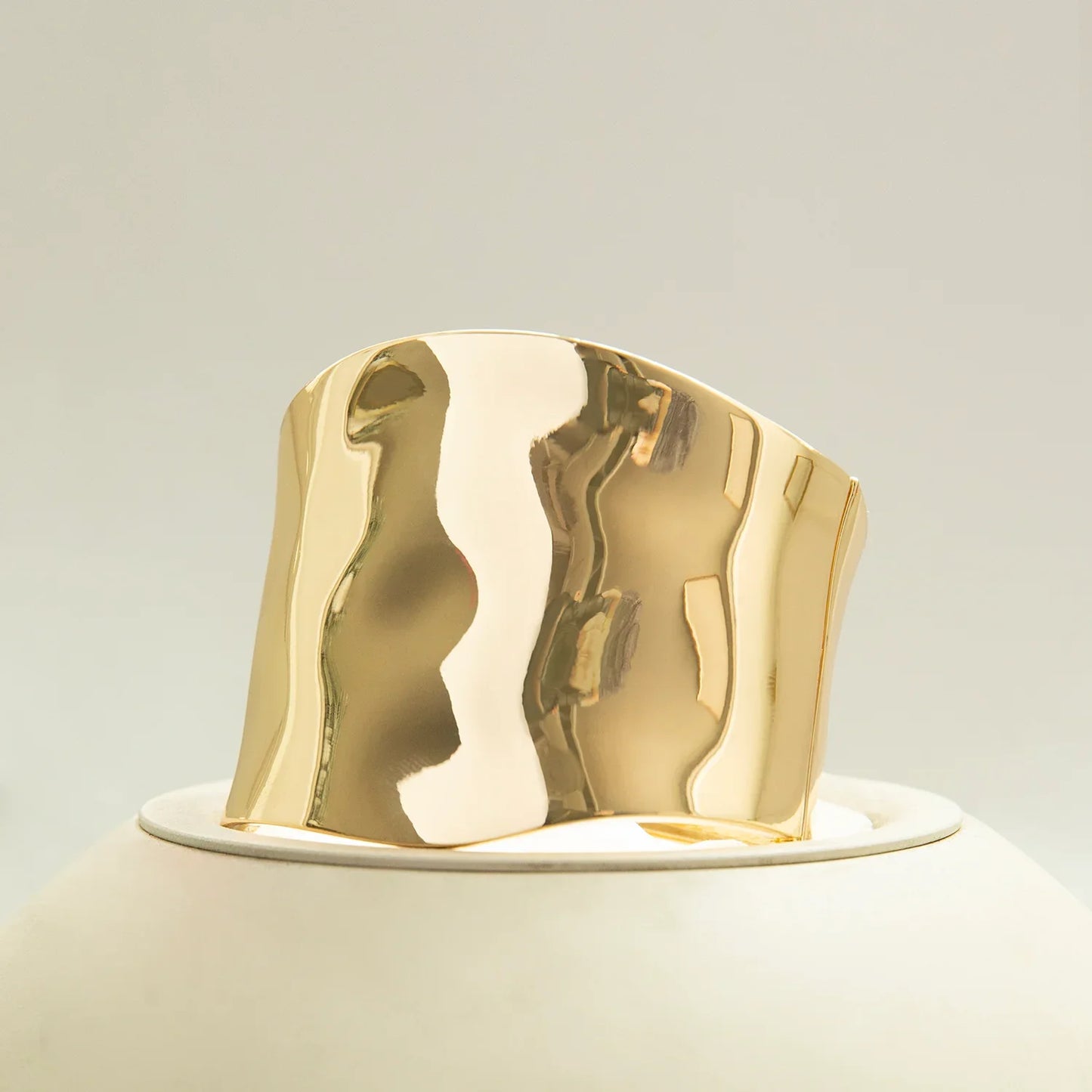 Marlyn Schiff Wavy Hinge Gold Bangle