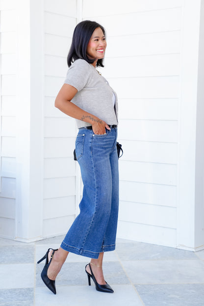 Judy Blue Mid Rise Medium Wash Crop Wide Leg Jeans with Wide Hem
