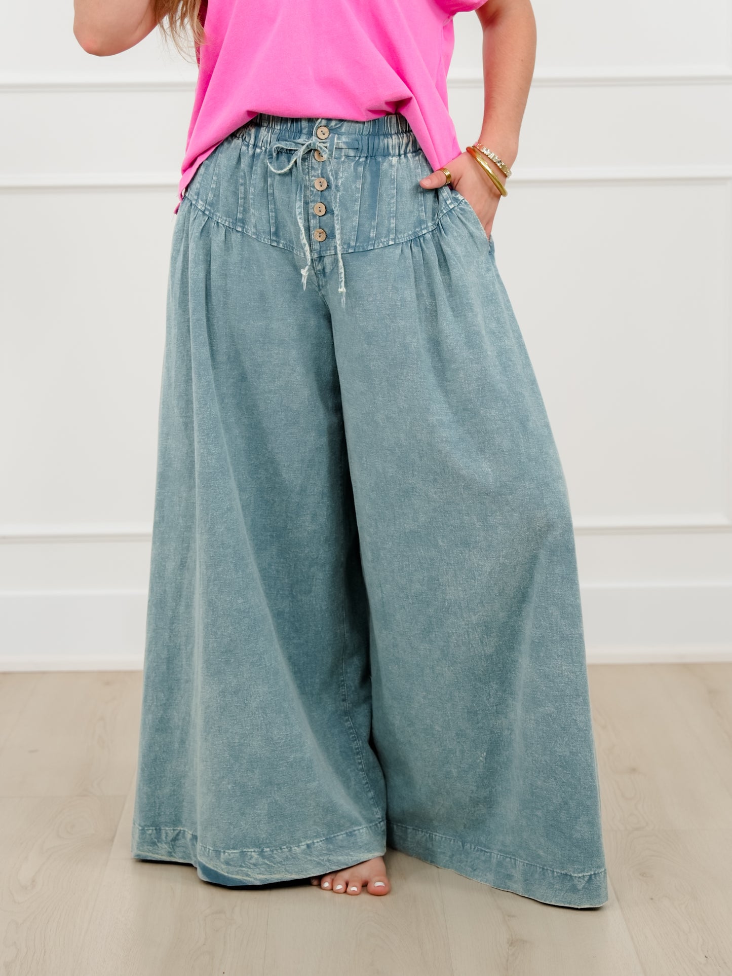 Mineral Wash Elastic Waist Wide Leg Pants