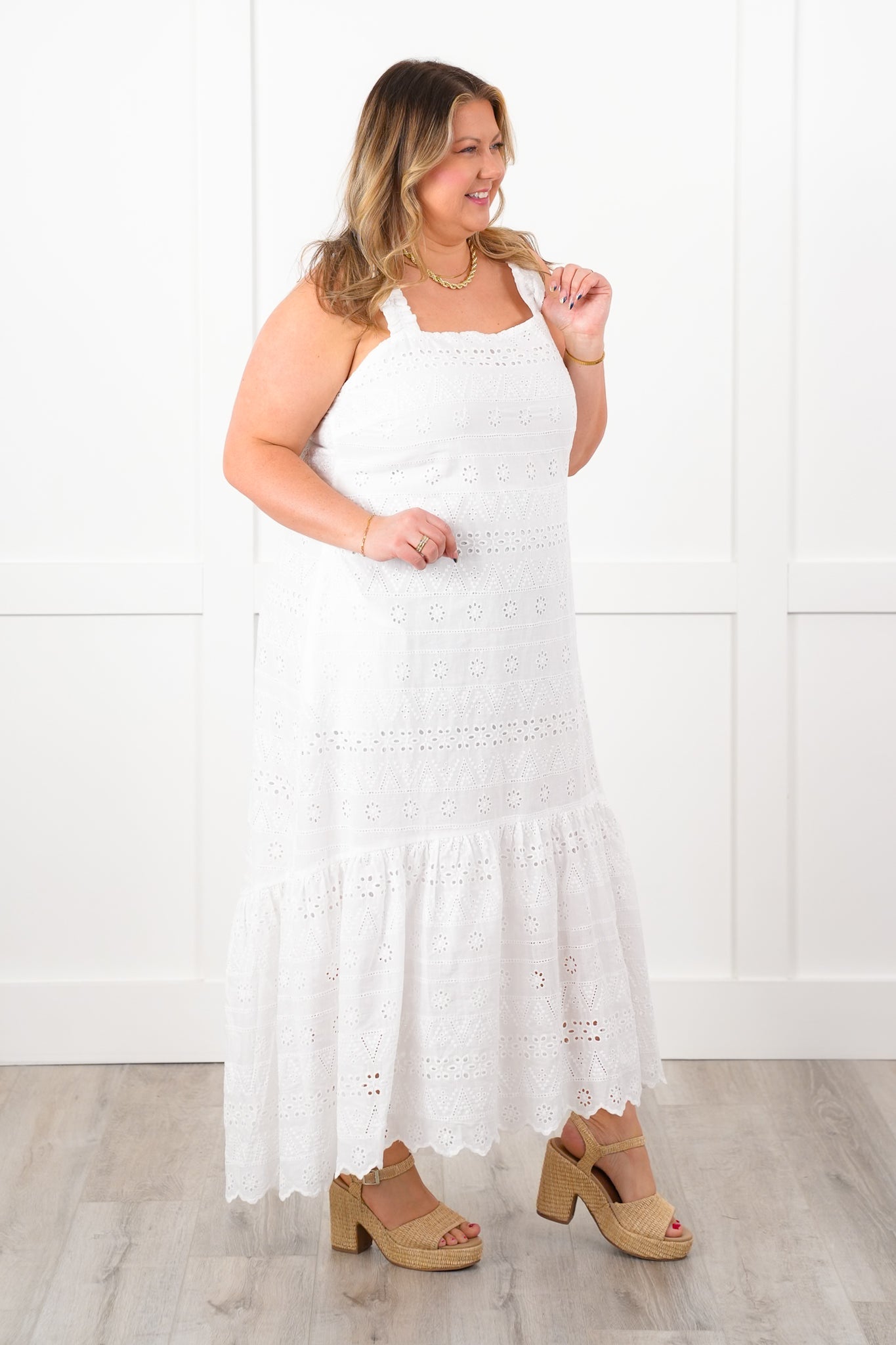 Plus/Reg Sleeveless White Eyelet Scalloped Hem Dress