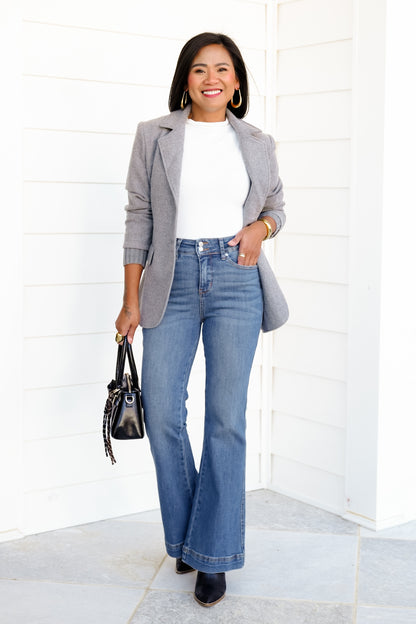 Judy Blue PETITE High Rise Medium Wash Tummy Control Flare Jeans with Double Button Waistband