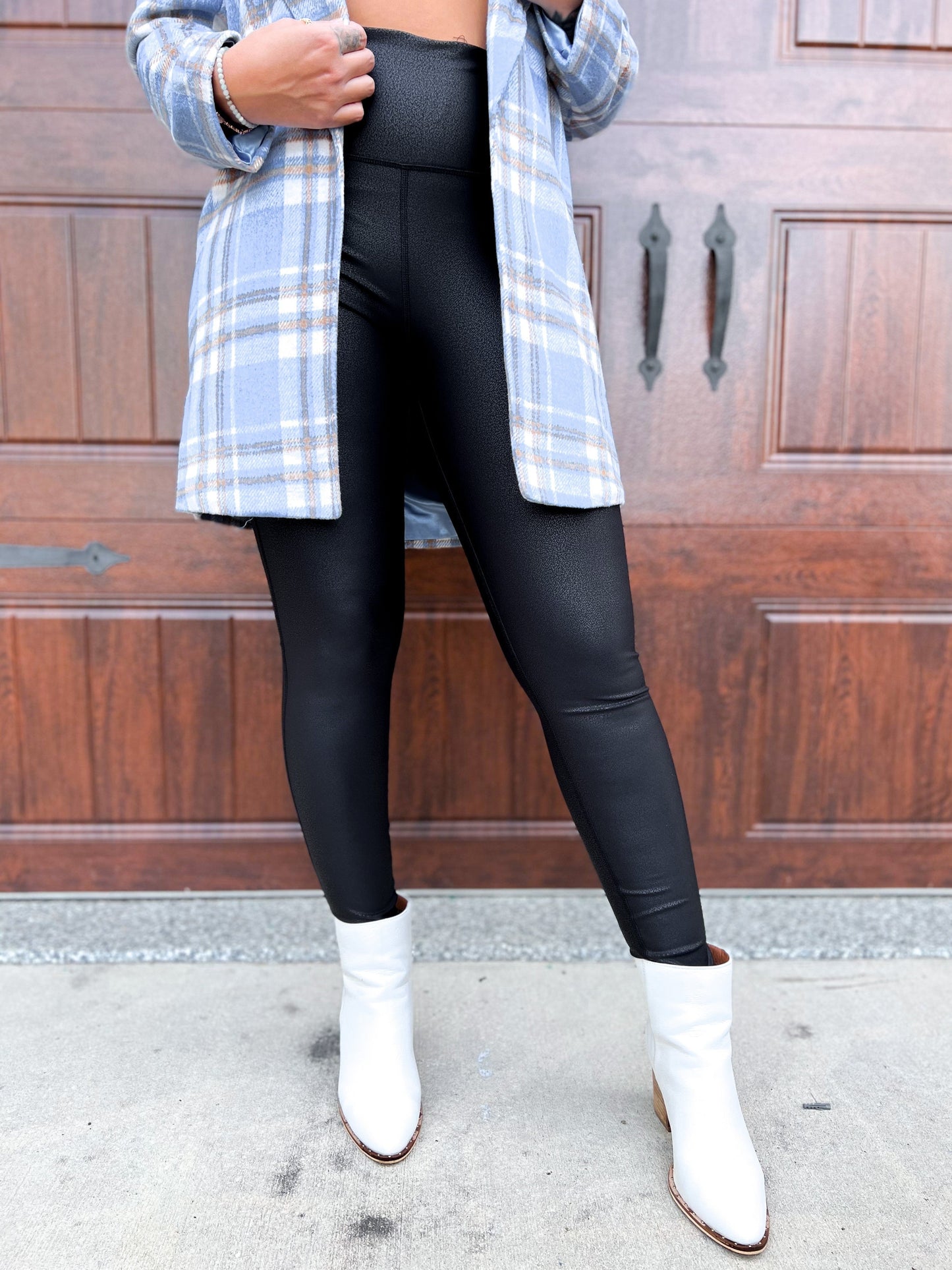 RESTOCK! PLUS/REG PEBBLE LEGGINGS THE BEST!!!!!!! Black Foil Scale Leggings