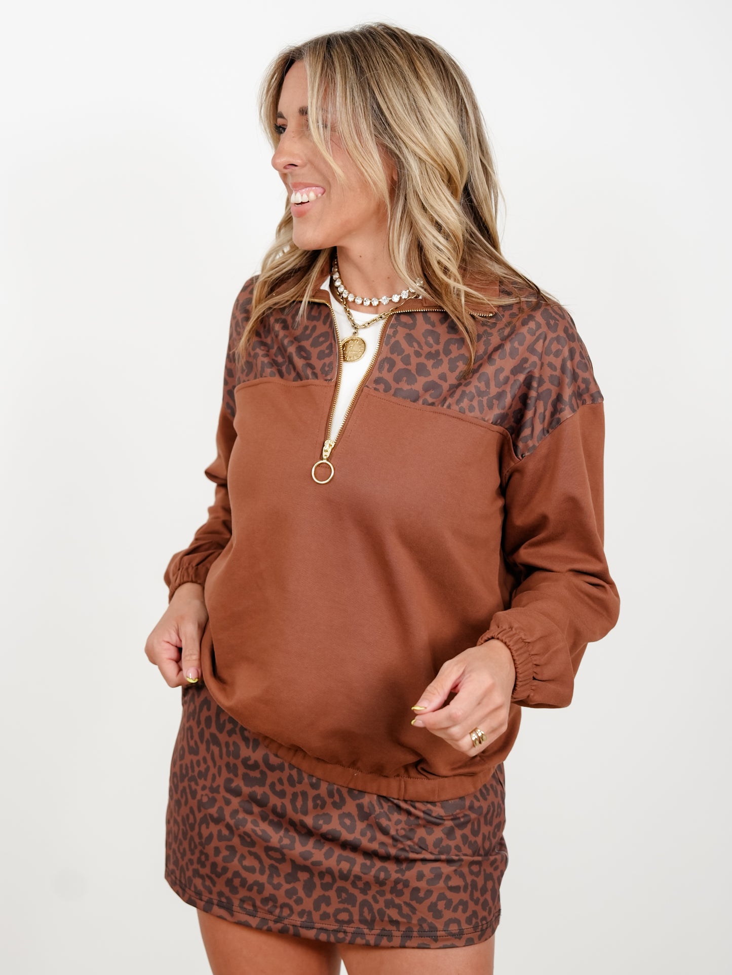 Plus/Reg Leopard Print Long Sleeve 1/4 Zip Pullover Top
