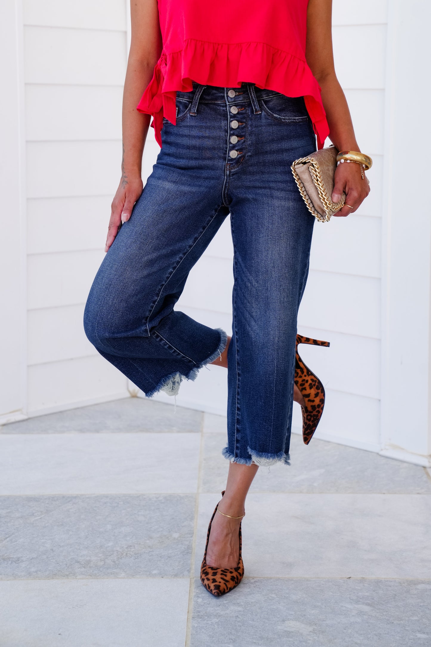 Judy Blue High Rise Medium Wash Button Fly Distressed Hem Cropped Wide Leg Jeans