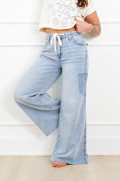 Judy Blue High Rise Light Wash Elastic Waistband Featherweight Palazzo Jeans with Shadow Pockets