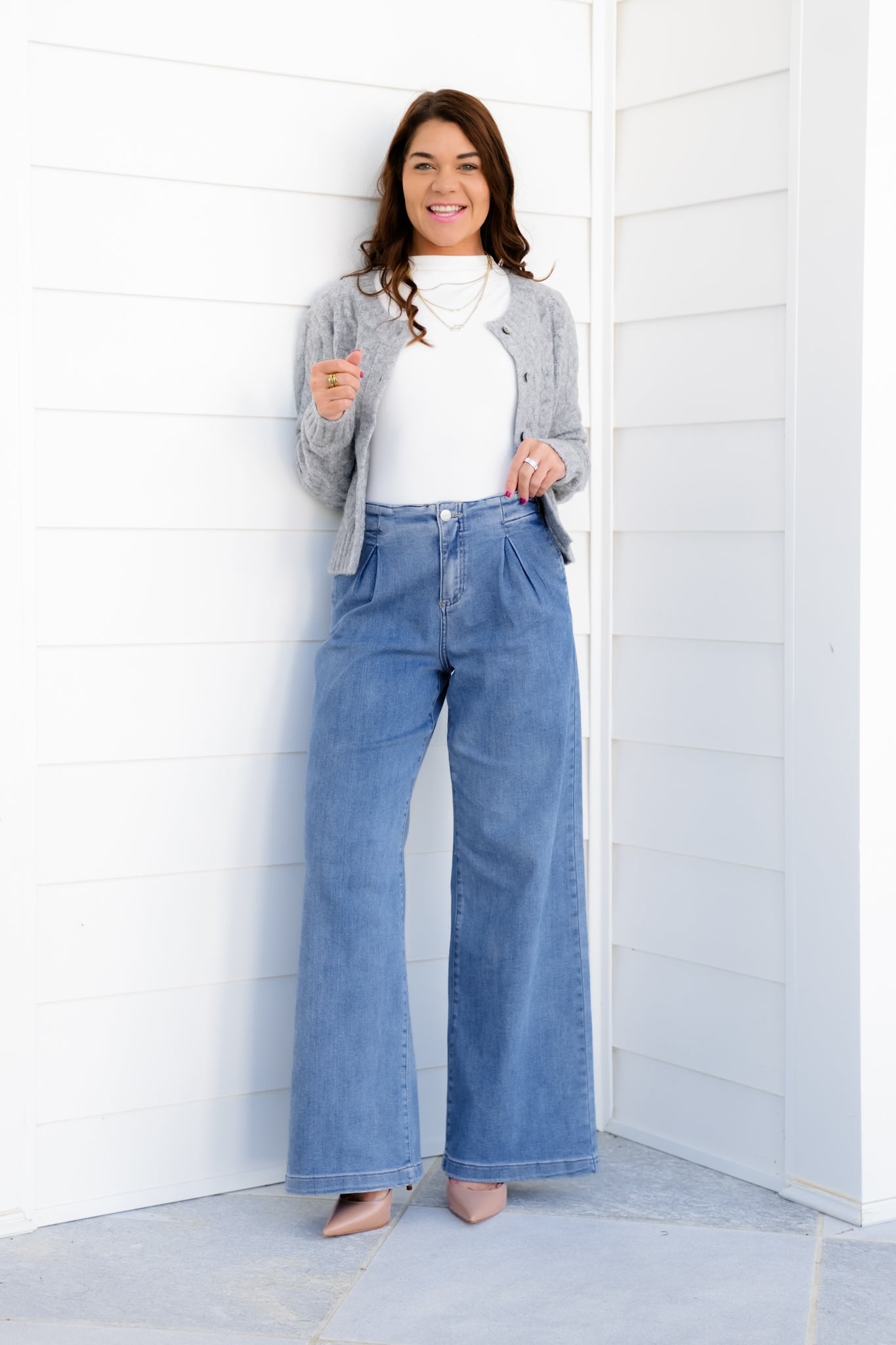 Risen Mid Rise Medium Wash Relaxed Waist Wide Leg Jeans