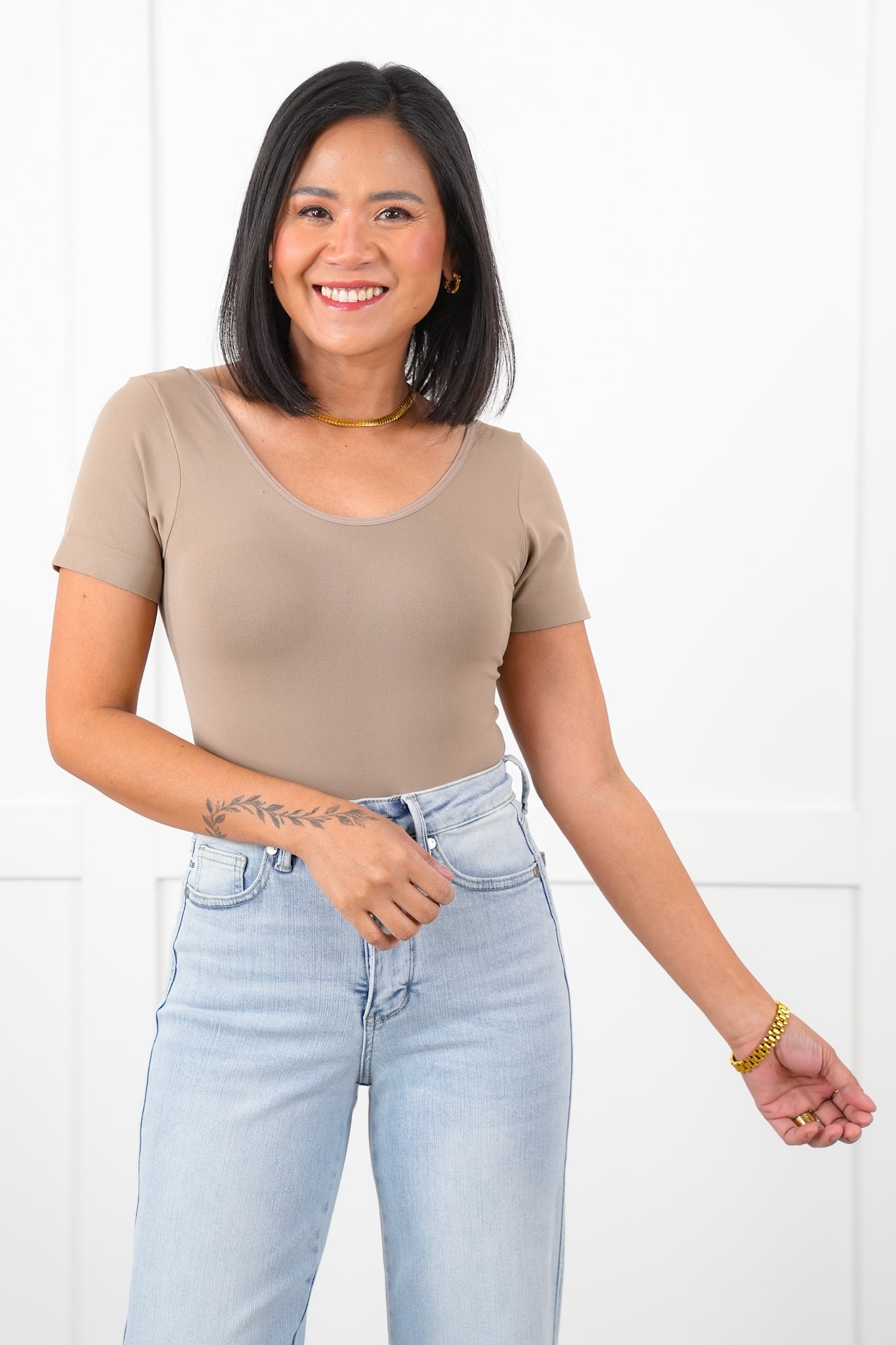 Door Buster! Plus/Reg Solid Short Sleeve Reversible Bodysuit