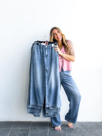 Judy Blue The Bay Breeze Multiple Inseam Featherweight Baggy Jeans