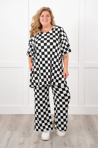 Plus/Reg Ribbed Checkered Short Sleeve Tunic Top and Pants Set