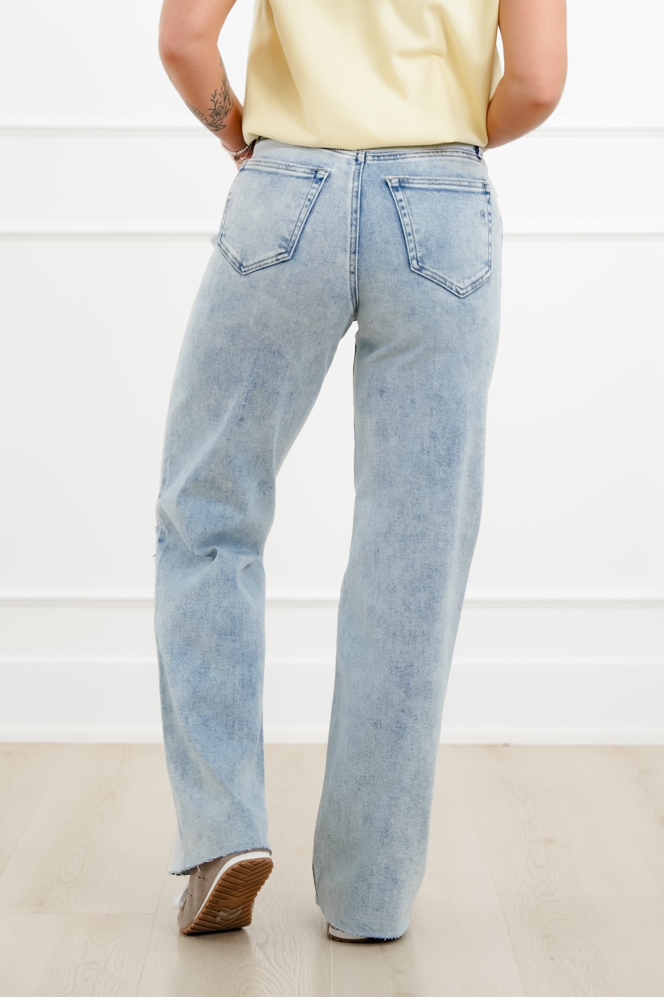 Hidden High Rise Light Wash Distressed Dad Jeans