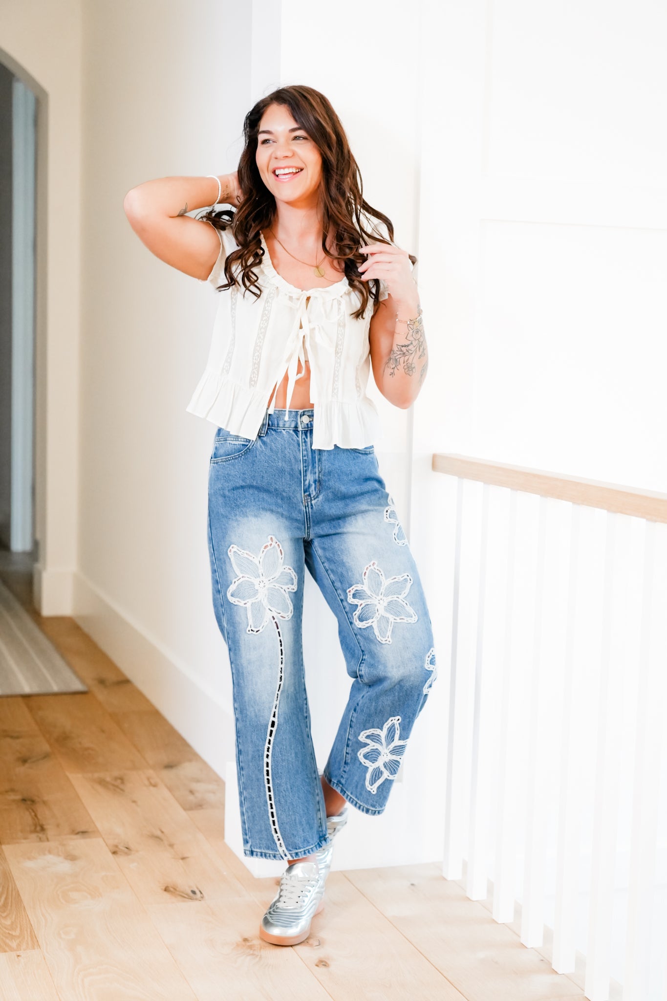 パンツ Burberry Flower Design Denim's The Lily Bloom Floral Embroidered Straight Leg Jeans – Freckled Poppy
