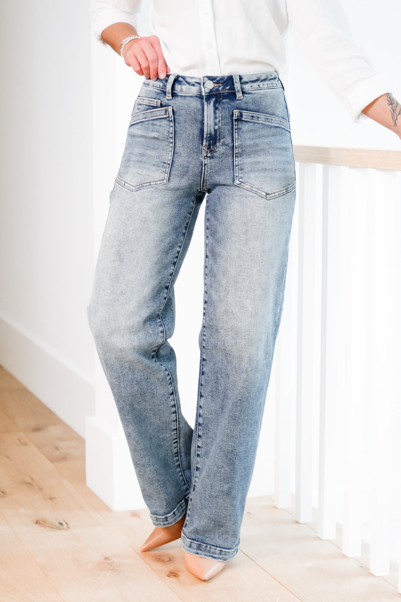 Risen Mid Rise Medium Wash Relaxed Fit Baggy Jeans with Patch Pockets