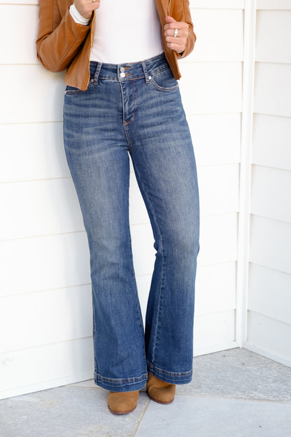 Judy Blue PETITE High Rise Medium Wash Tummy Control Flare Jeans with Double Button Waistband