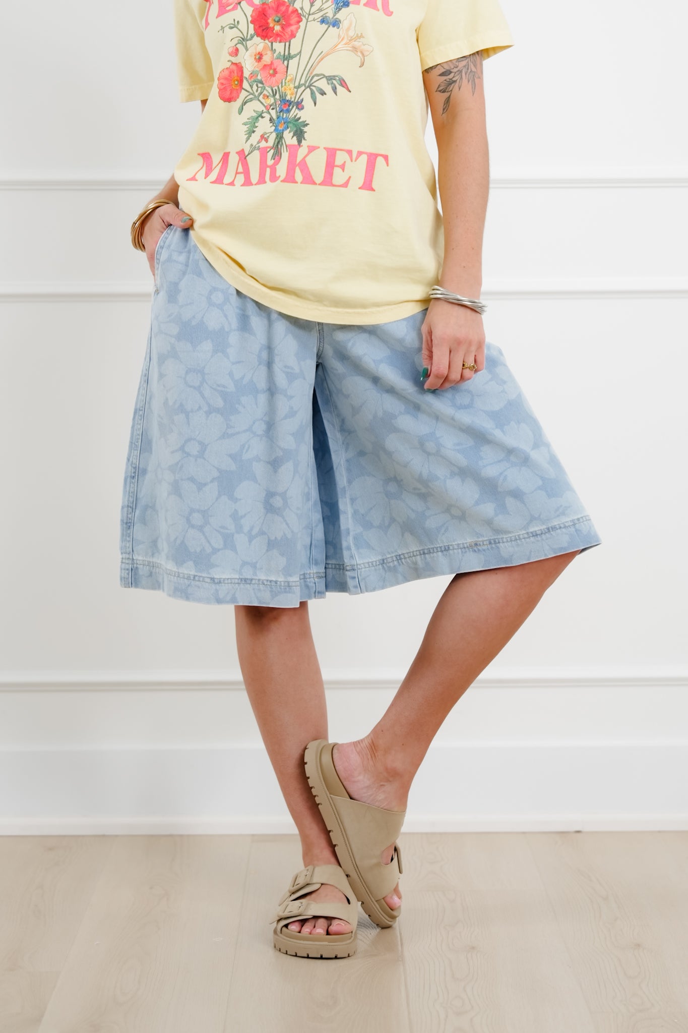 Risen Light Wash Slouchy Floral Culotte Shorts – Freckled Poppy