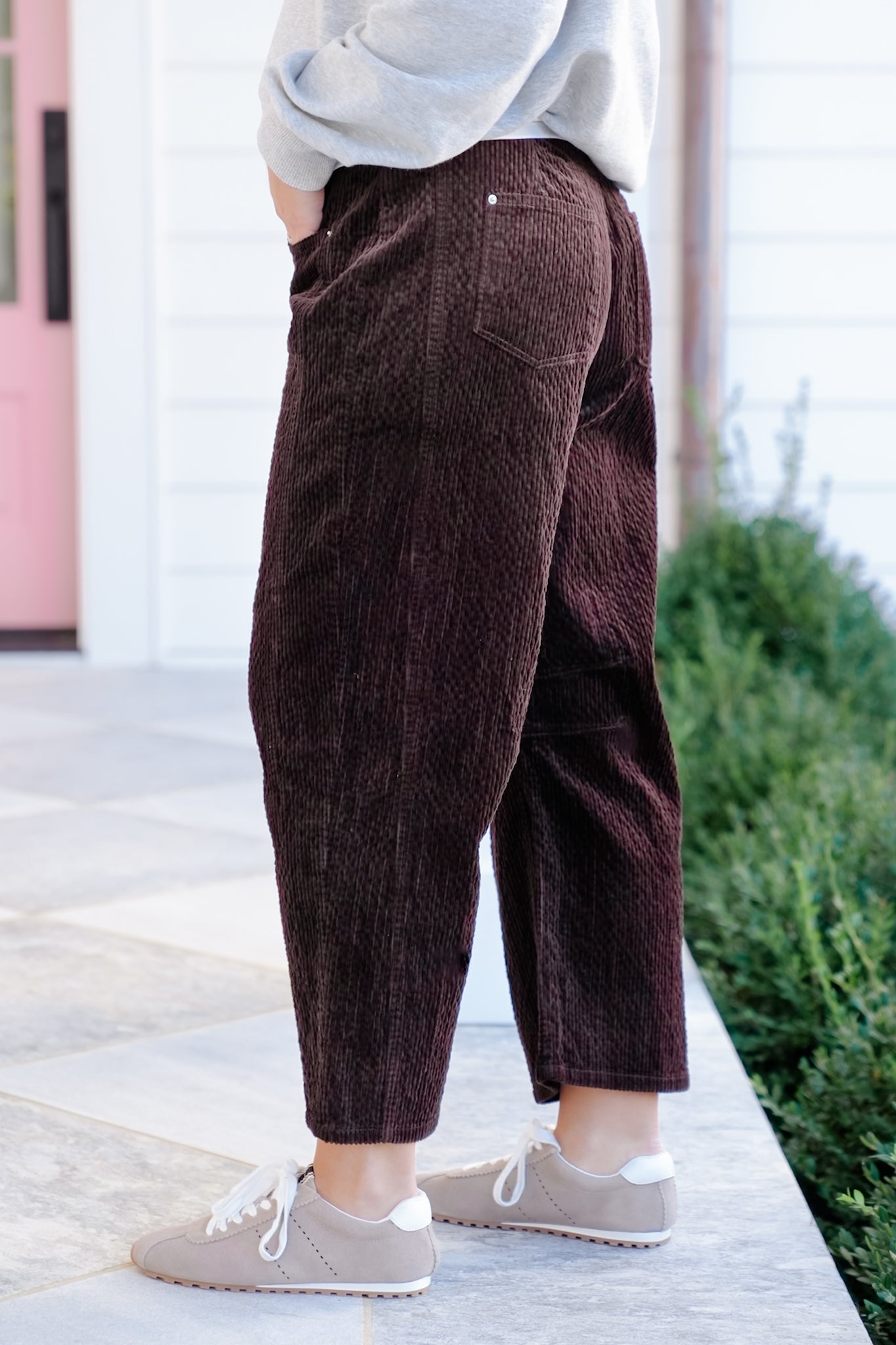 Plus/Reg Corduroy High Waist Barrel Leg Pants