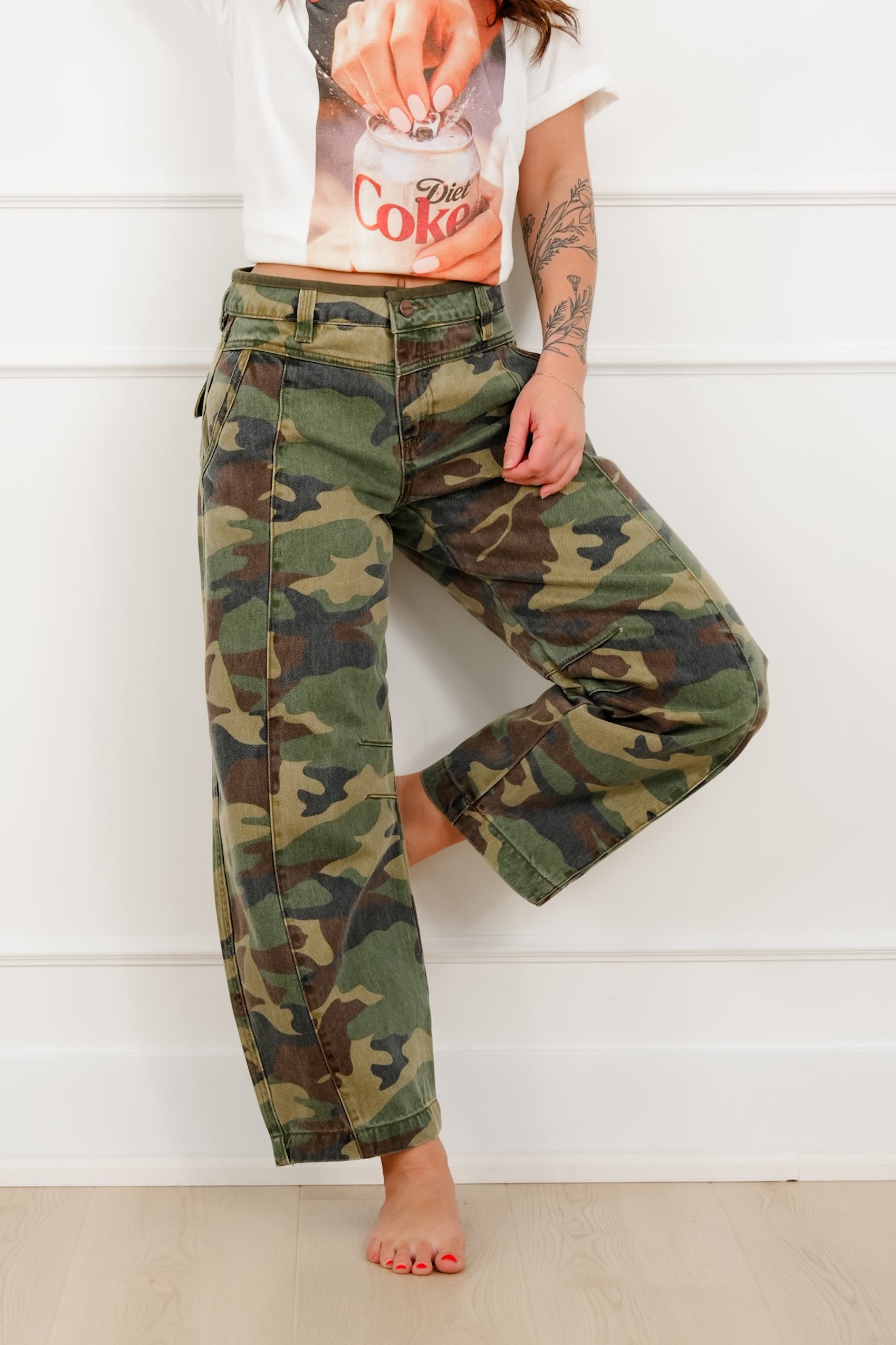 Risen Mid Rise Camo Ankle Barrel Pants