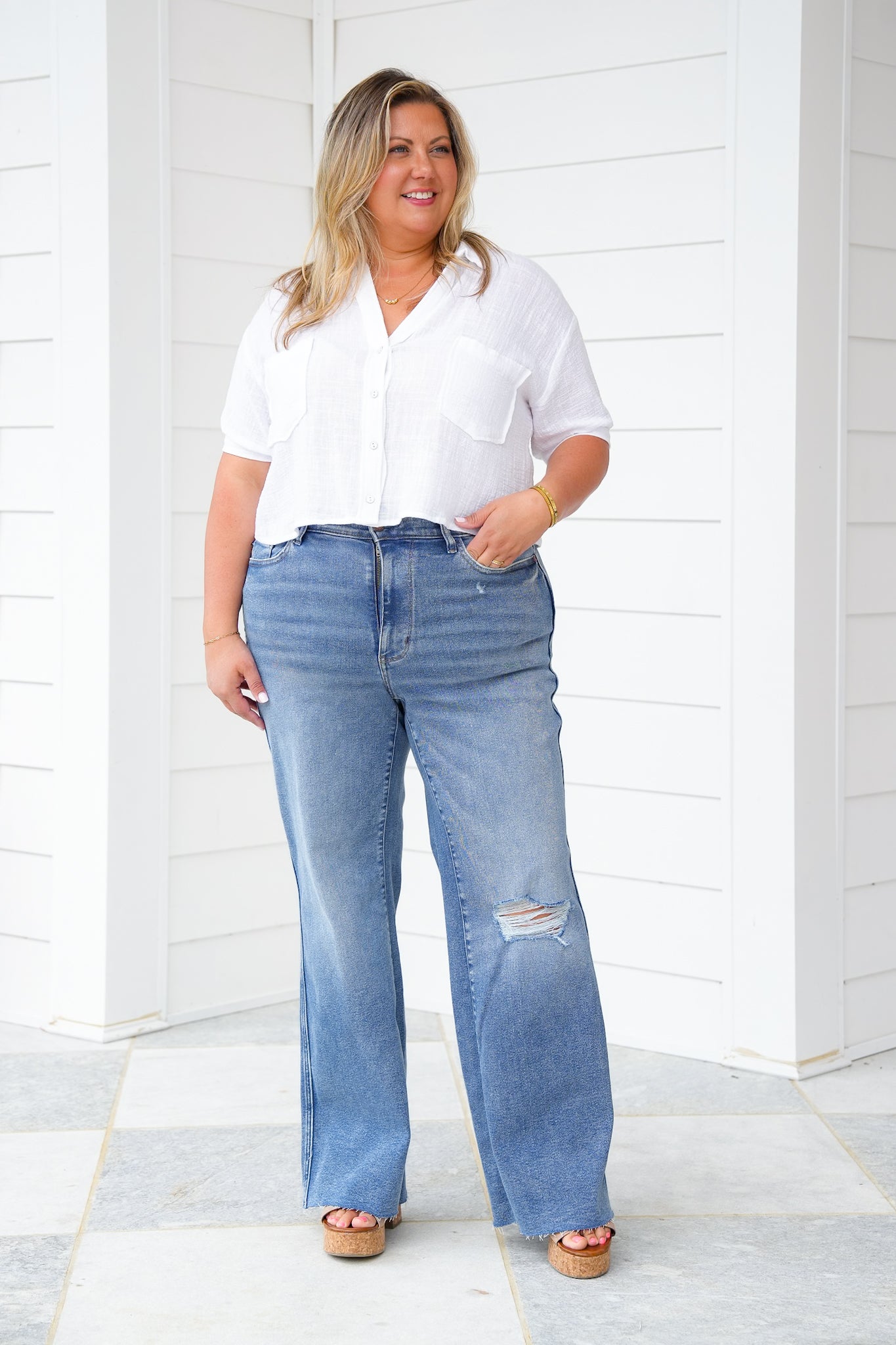 Judy Blue High Rise Medium Vintage Wash Distressed Wide Leg Jeans