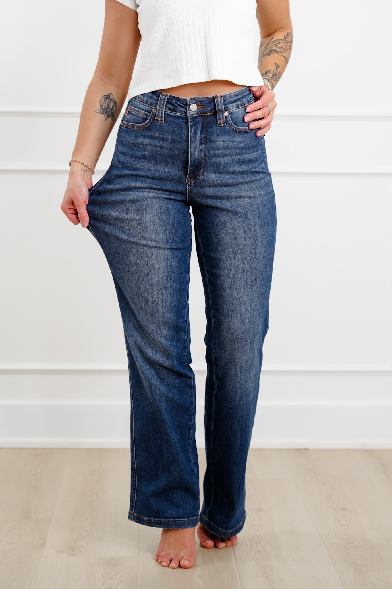 Judy Blue High Rise Medium Wash Tummy Control Straight Leg Jeans