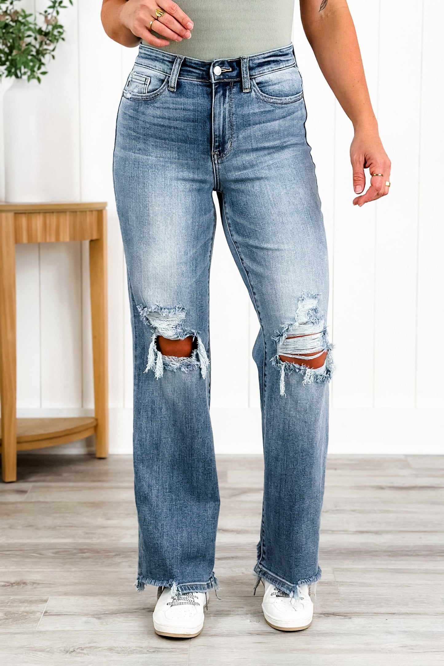 Judy Blue Wonderwall High Rise 90s Destroyed Knee Straight Leg Jeans