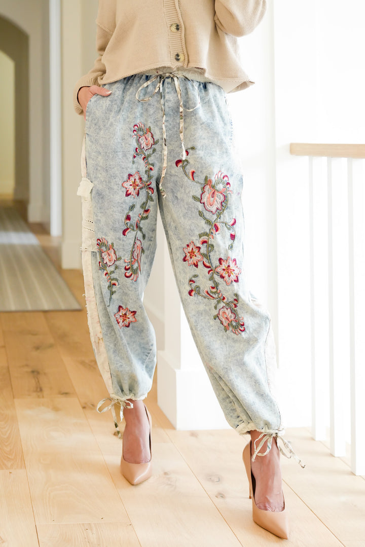 POL Floral Embroidered Elastic Waist Jogger Pants