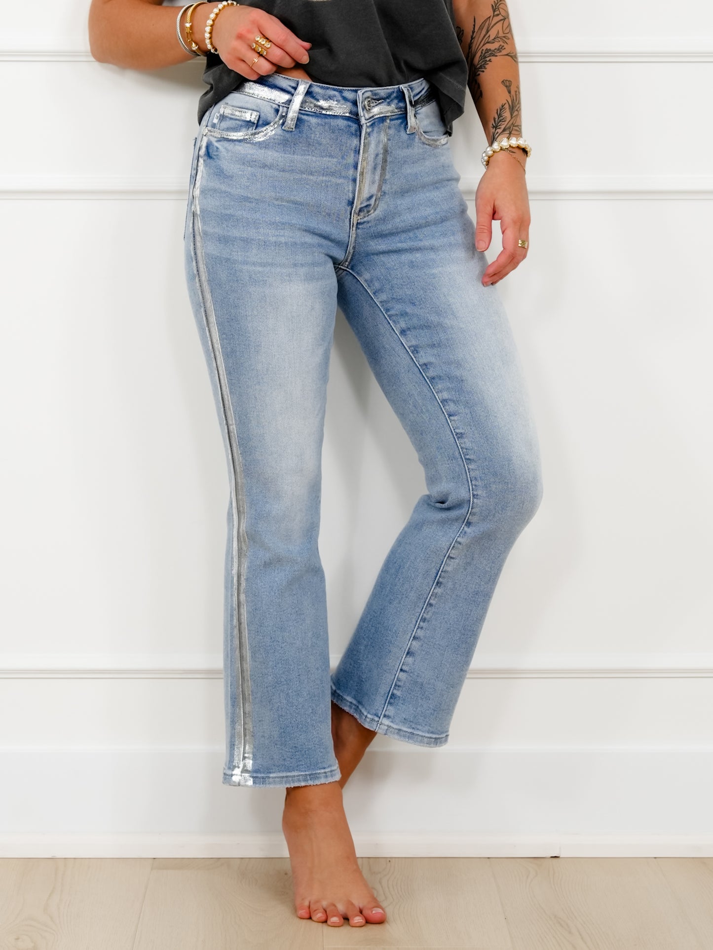 Judy Blue Mid Rise Light Wash Kick Flare Jeans with Foiled Seams