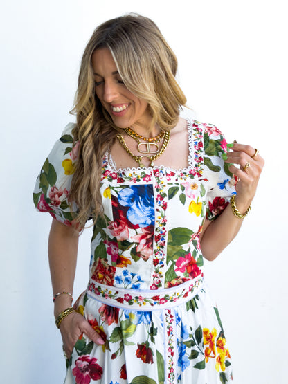 Floral Border Puff Sleeve Smocked Crop Top
