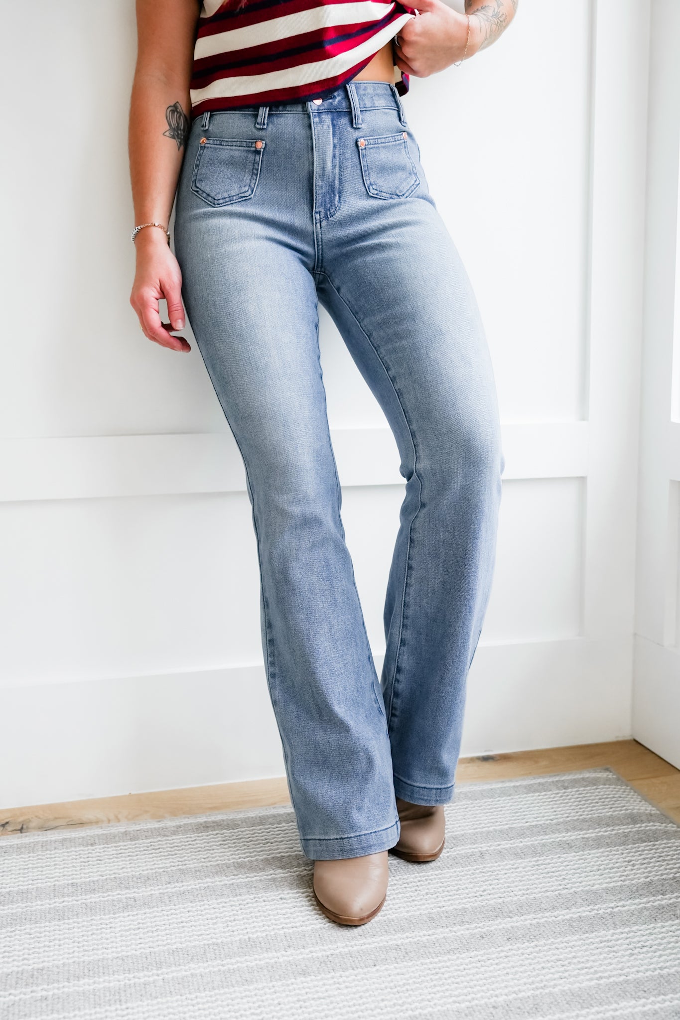 Judy Blue Mid Rise Medium Wash Bootcut Jeans with Front Patch Pockets