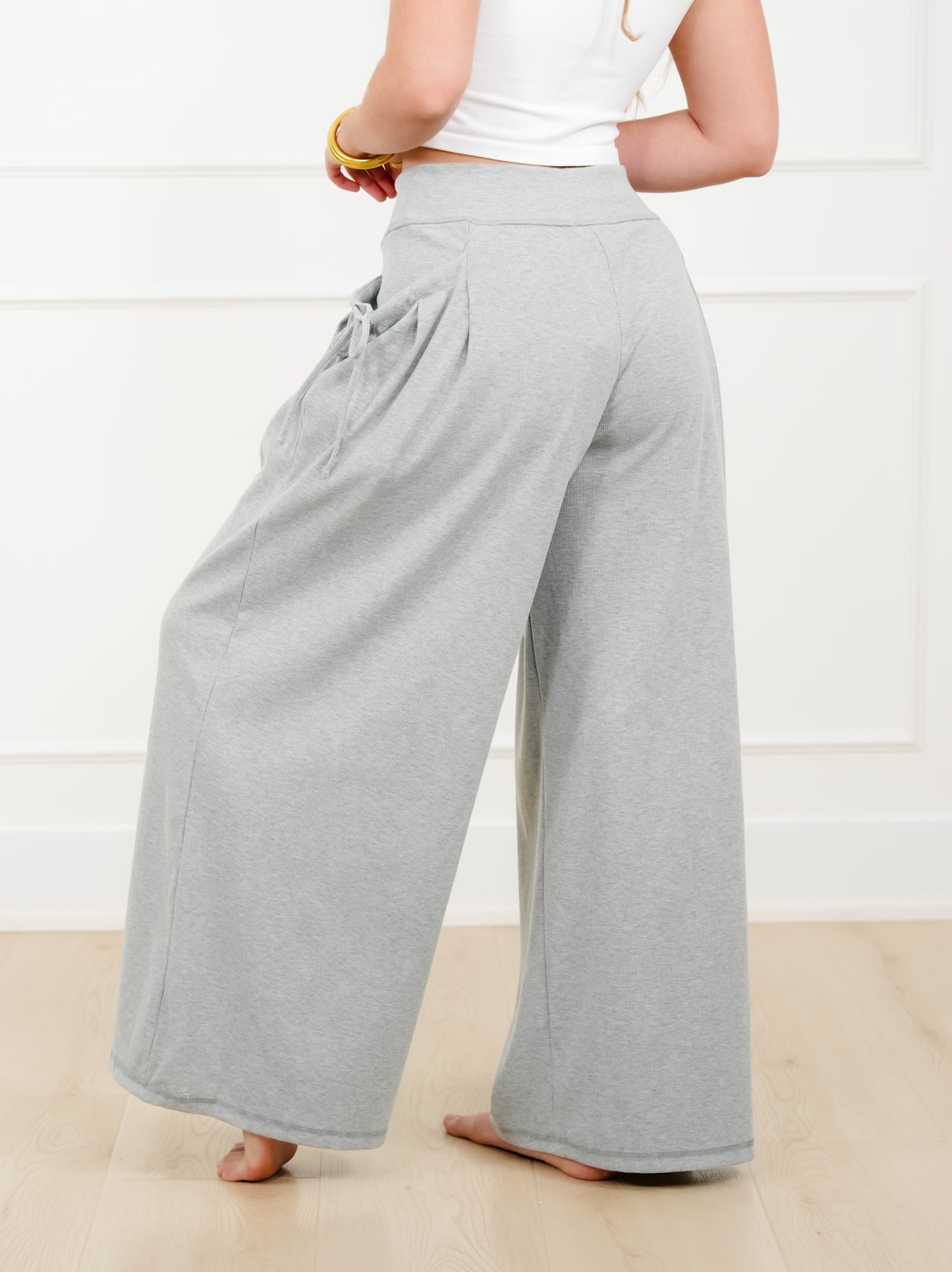 Ribbed Elastic Waist Wide Leg Knit Pants