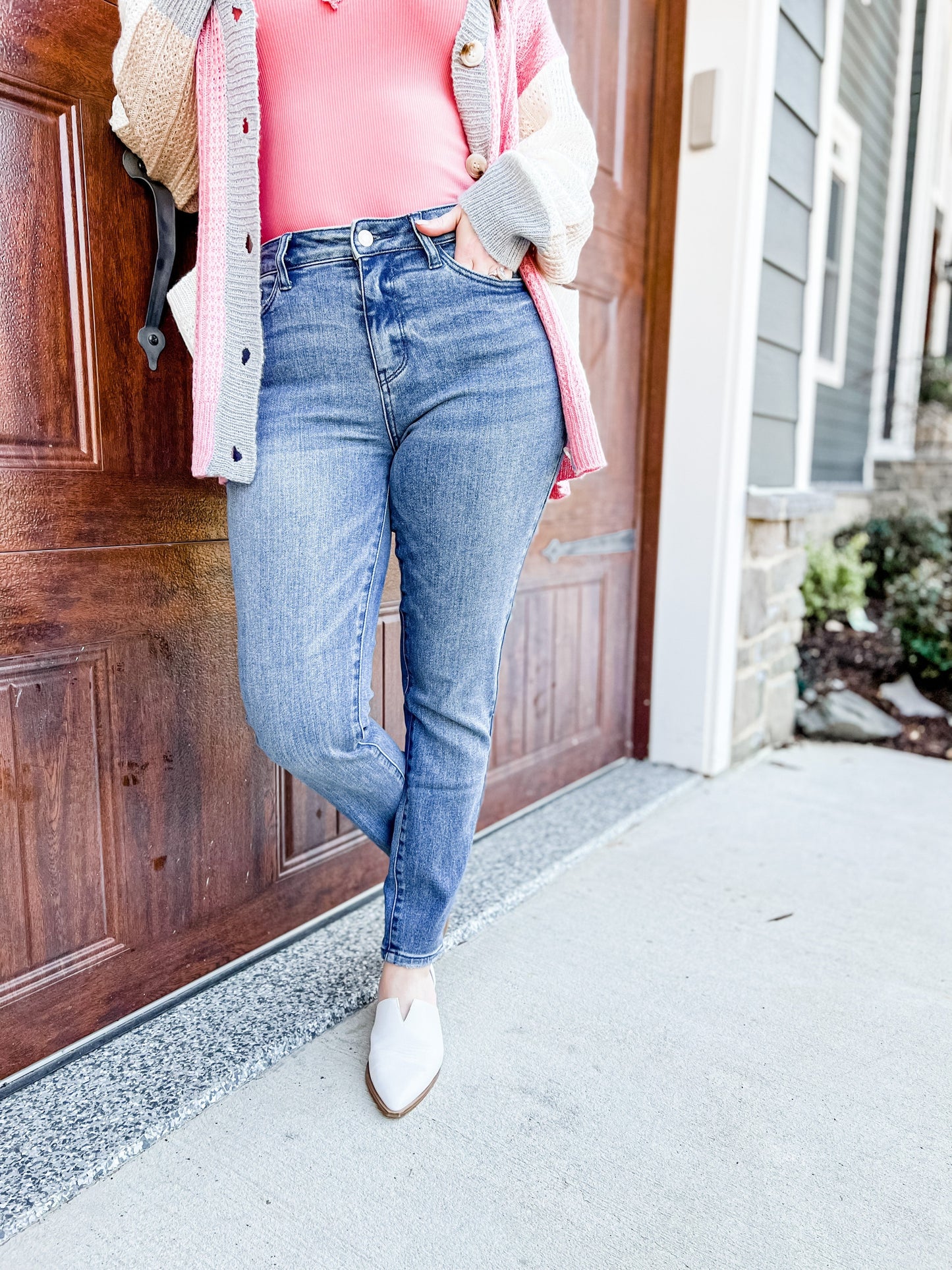 Judy Blue Non Distressed Relaxed Fit Jeans
