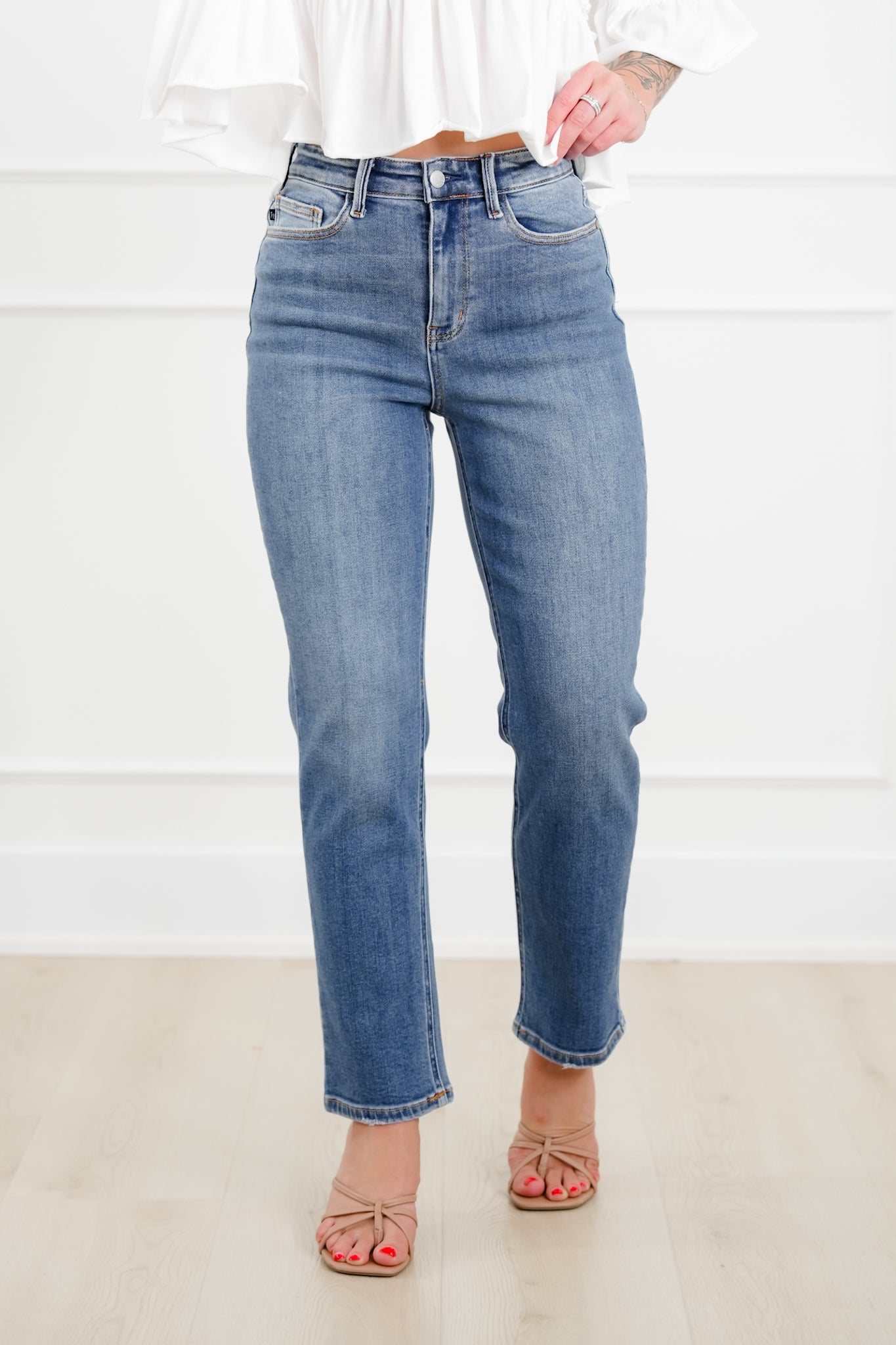 Judy Blue High Rise Medium Wash Ankle Length Straight Leg Jeans