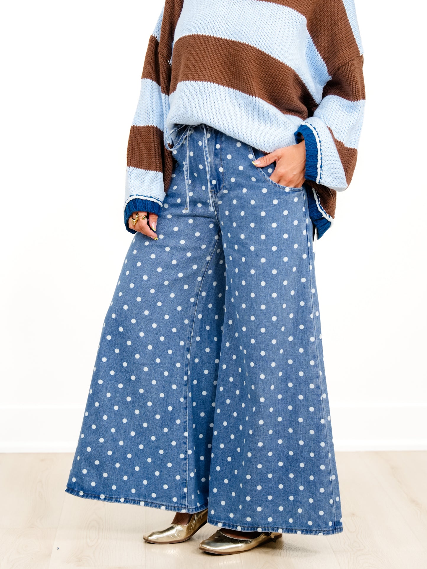 Plus/Reg Light Wash Polka Dot High Waist Wide Leg Pants