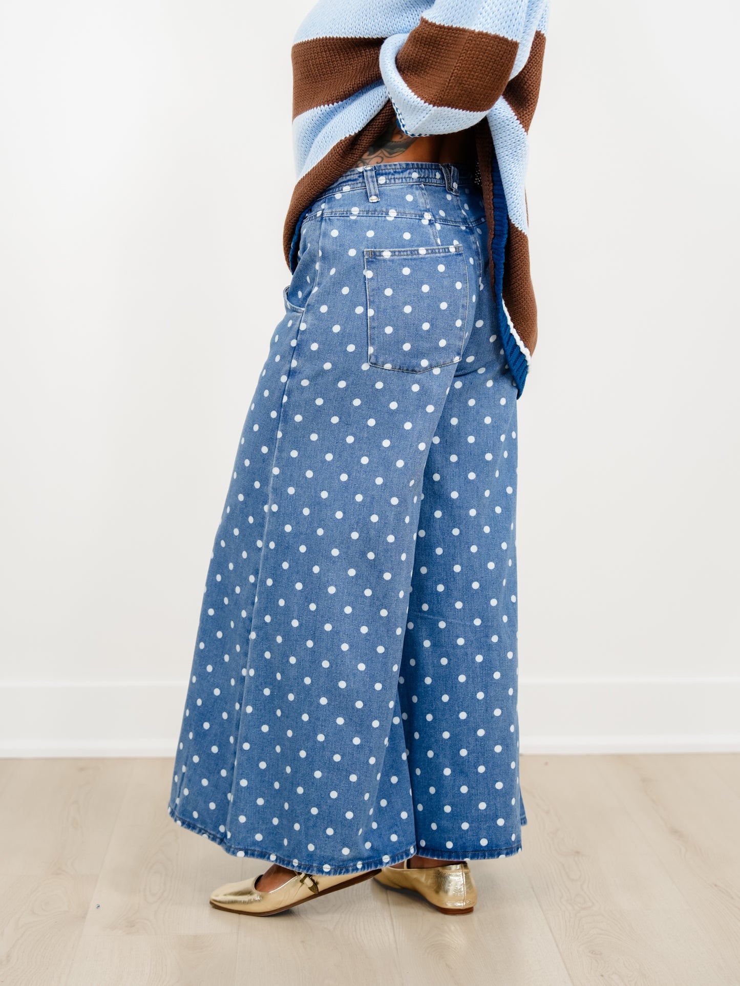 Plus/Reg Light Wash Polka Dot High Waist Wide Leg Pants